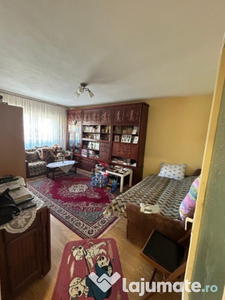 Apartament cu 2 camere,Micro 21