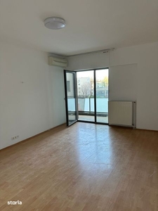 Apartament cu 3 camere de vanzare