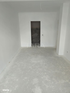 Apartament cu 3 camere de vânzare in Borhanci.