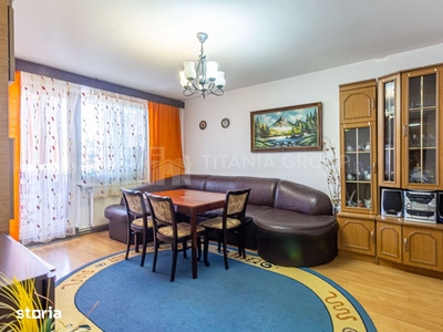 Apartament cu 3 camere si 2 bai - zona Noua