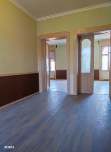 Apartament 3 camere decomandate, 73 mp, Narciselor 6, Bacau