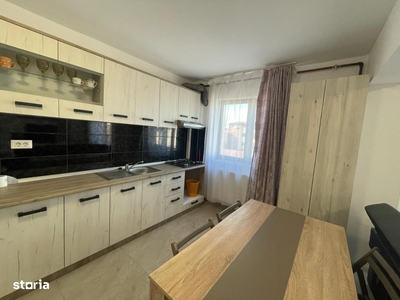 Apartament cu mansarda|locatie excelenta