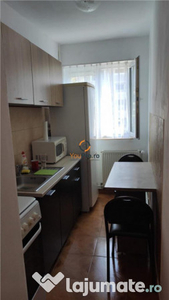 Apartament de Etaj 3 Zona Judetean