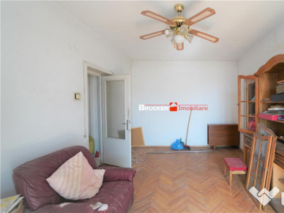 OCAZIE!! APARTAMENT DECOMANDAT | 3 CAMERE | ROGERIUS - ZONA