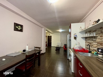 Apartament etaj intermediar / Zona Terra