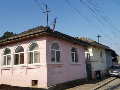 Casa Ostrov, casa la malul Dunarii in localitatea Ostrov