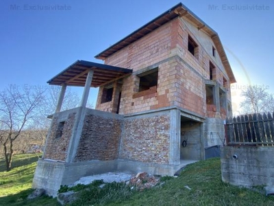 Casa spatioasa Stefanesti, Arges. Comision 0%