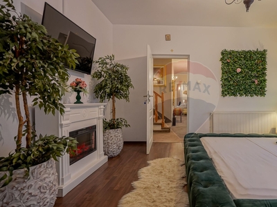 Hotelpensiune 11 camere vanzare in Brasov, Rasnov, Central