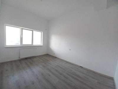 Apartament 2 Camere Decomandat Balcon Sctor 4 Luica 3 Min...