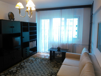 Apartament 3 camere decomandat - zona Colentina