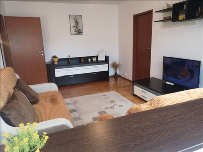 Apartament 3 camere renovat