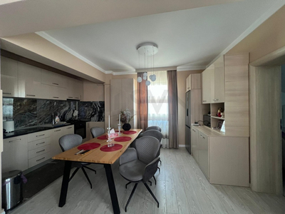 Apartament 4 camere Straulesti