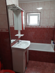 Apartament cu 4 camere zona MFA