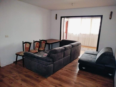 De vanzare 2 camere 82mp