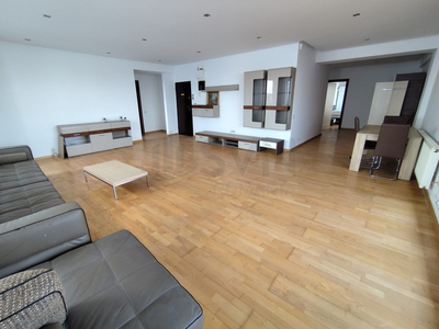 Apartament 3 camere Herastrau