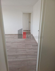 Vânzare apartament 3 camere Cantemir-Mărășești