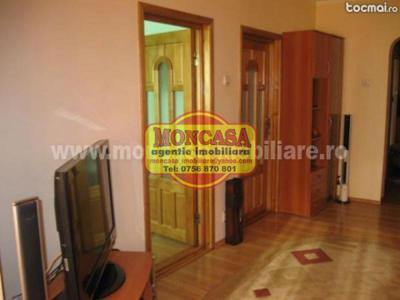 Apartament 3 camere, zona Carrefour, bloc turn etaj intermediar