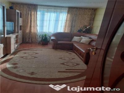 Apartament 2 camere semidecomandat - zona Noua