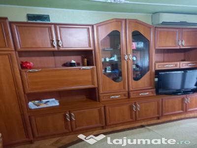 Apartament 3 camere decomandate+garaj+boxa Sagului