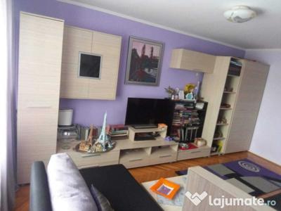 Apartament cu 3 camere Lipovei