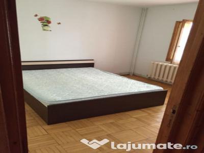 Apartament cu o camera zona centrala