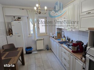 Apartament 3 camere decomandat, 2 bai, bloc 1992, Calea Romanului