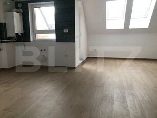 Apartament 4 camere cu pod