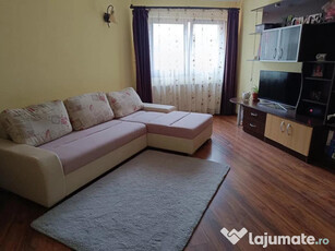 Apartament cu 2 camere, decomandat - zona Racadau