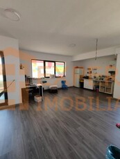 Apartament 3 camere situat in bloc nou zona COMPOZITORI