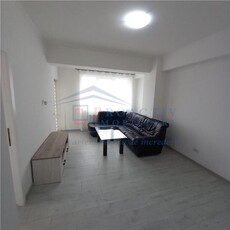 Apartament cu 3 camere, Obcini, Etaj Intermediar, 3c4277