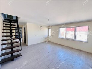 Apartament de vanzare cu 4 camere 2 bai situat in zona Rahovei din Sibiu