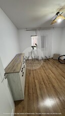 Apartament etaj 1 decomandat 3 camere de vanzare