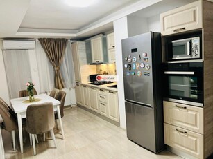 Apartament finisat 2 camere, decomandat, etaj 3 din 9, zona Ampoi 1