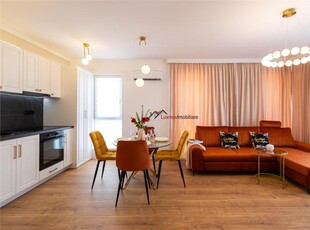 Apartament lux cu 3 camere dotat cu tot ce ai nevoie, 59 mp plus balcon!