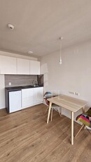 Apartament o camera in zona str. Bisericii Ortodoxe, str. Republicii