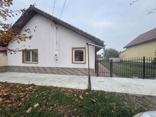 Casa Renovata Parter Becicherecu Mic,Vatra Veche,Teren Generos