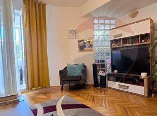 Închiriez apartament. 2 camere, Zorilor