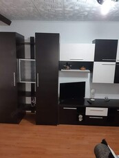 Închiriez apartament cu 2 camere- zona govandar 230 euro