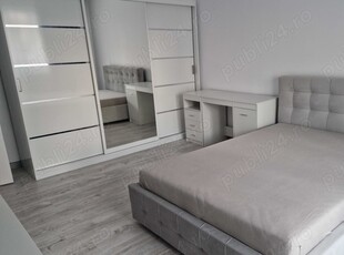 Se vinde apartament cu 4 camere, de lux