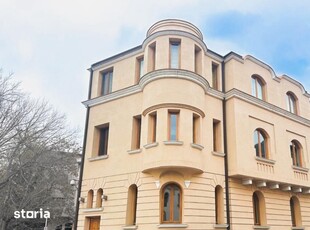 VILA RENOVATA INTEGRAL Parc Cismigiu - birouri sau locuinta