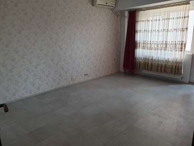 Apartament 4 camere 1 Mai, Mihalache, Mega Image Piata 1 Mai