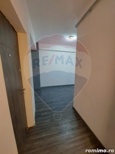 Apartament cu 3 camere, parter str. Mitropolit Varlaam