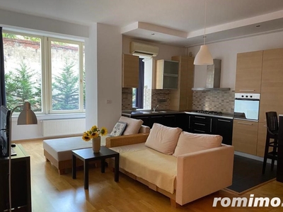 Apartament doua camere zona Take Ionescu