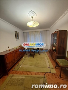 Apartament 3 camere cu centrala de inchiriat zona Crangasi