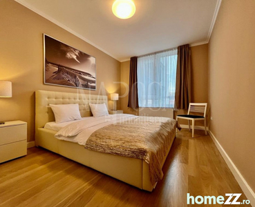 Apartament 3 camere in Centru!