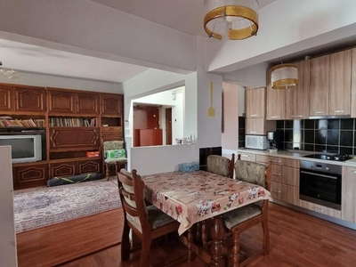 Apartament 4 camere Careiului 69000 ( ID 22776)