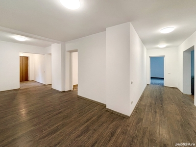 Apartament 4 Camere | Zona Centrala | Perfect Pentru Birouri - 140.000 Negociabil