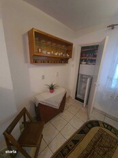 Apartament 2 camere Alexandru Cel Bun ideal locuinta sau spatiu comerc