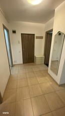 Apartament cu 3 camere de vânzare în Floresti