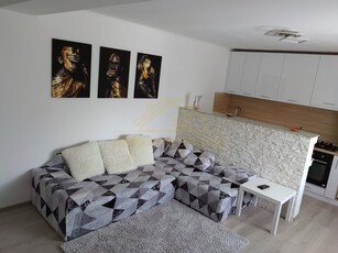 Apartament 2 camere mobilat si utilat+curte 25mp+loc parcare -Leordeni